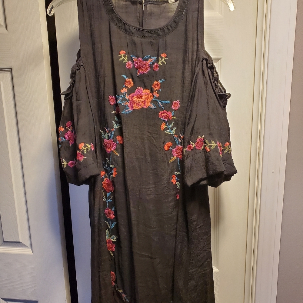 Cute cold shoulder Dress